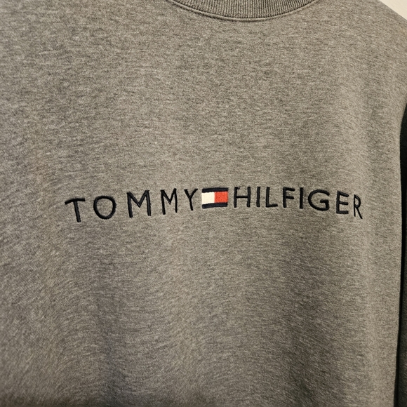 Tommy Hilfiger Embroidered Crew Neck Sweatshirt - Picture 5 of 6
